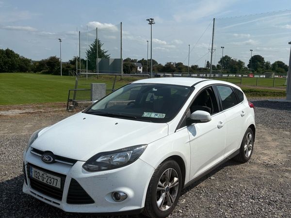 Ford Focus Hatchback, Diesel, 2013, White