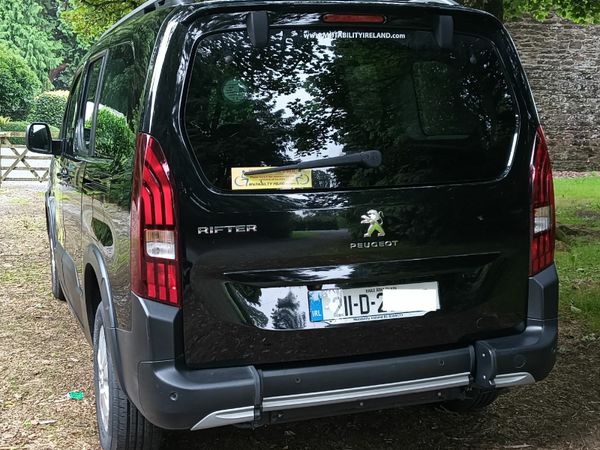 Peugeot Rifter Hatchback, Diesel, 2021, Black