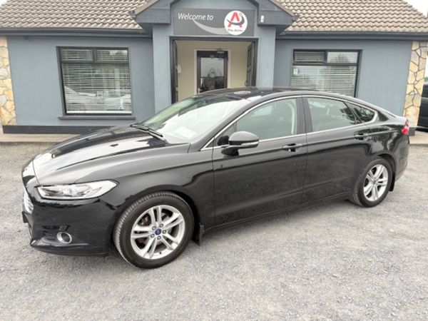 Ford Mondeo Hatchback, Diesel, 2015, Black