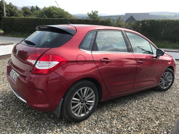 Citroen C4 Hatchback, Diesel, 2013, Red