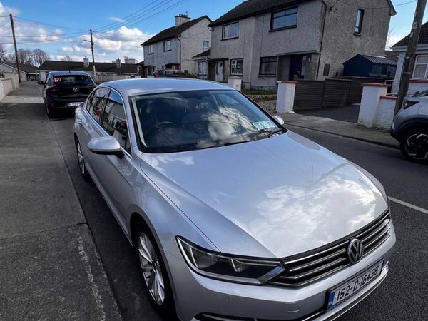 Volkswagen Passat Saloon, Diesel, 2015, Silver