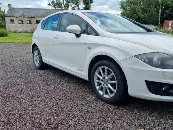 SEAT Leon Hatchback, Diesel, 2012, White