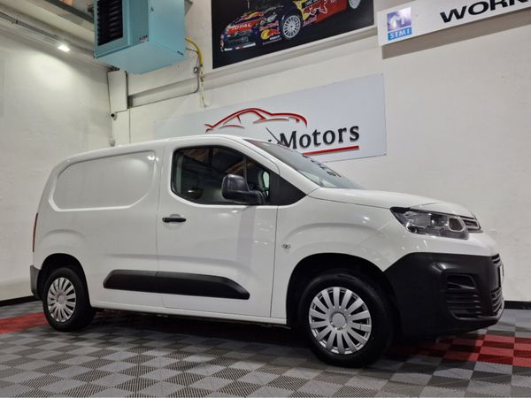 Citroen Berlingo Van, Diesel, 2021, White