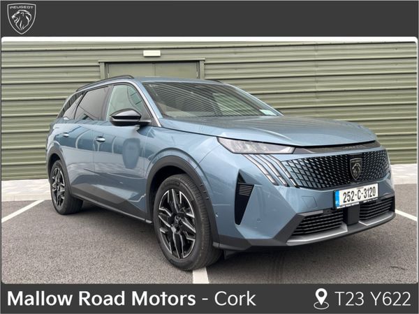 Peugeot 5008 MPV, Petrol, 2025, Blue
