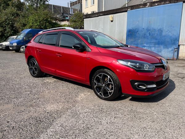Renault Megane Estate, Diesel, 2015, Red