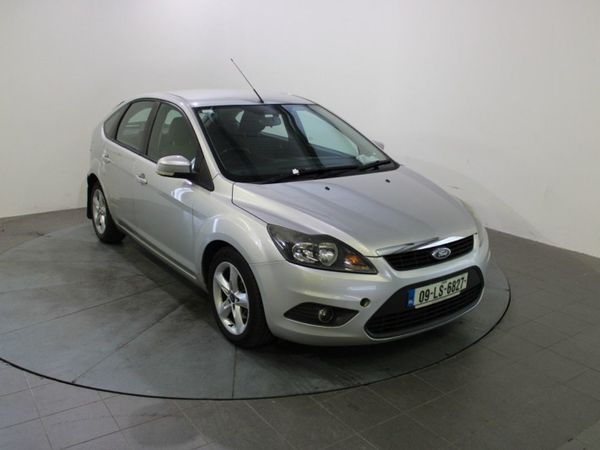 Ford Focus Hatchback, Diesel, 2009, Silver