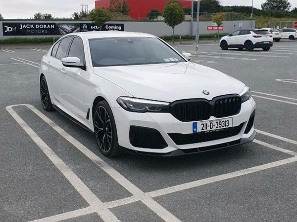BMW 5-Series Saloon, Petrol Plug-in Hybrid, 2021, White