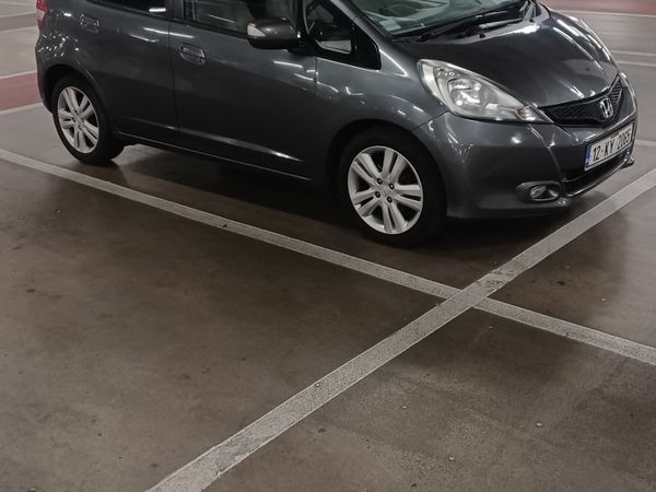 Honda Jazz Hatchback, Petrol, 2012, Grey