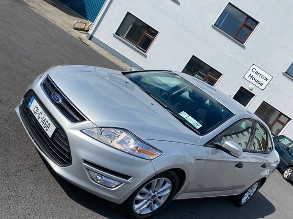 Ford Mondeo Saloon, Diesel, 2013, Silver