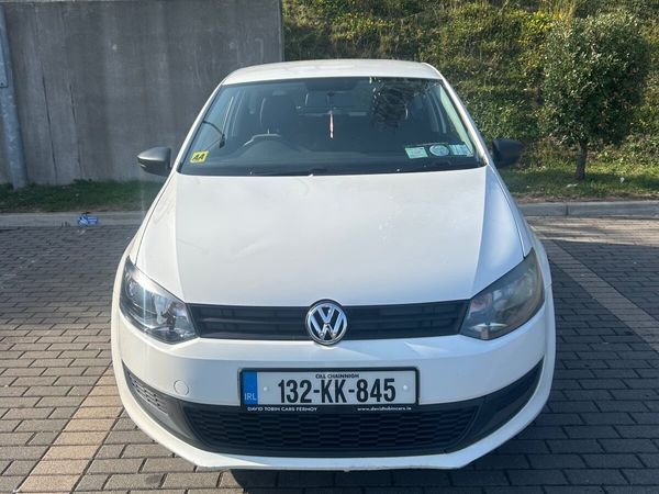 Volkswagen Polo Hatchback, Petrol, 2013, White