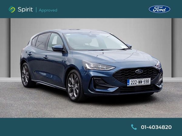 Ford Focus Hatchback, Petrol, 2022, Blue