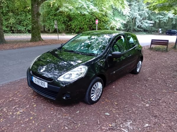 Renault Clio Hatchback, Petrol, 2012, Black