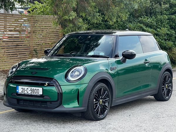 Mini Cooper Hatchback, Electric, 2021, Green