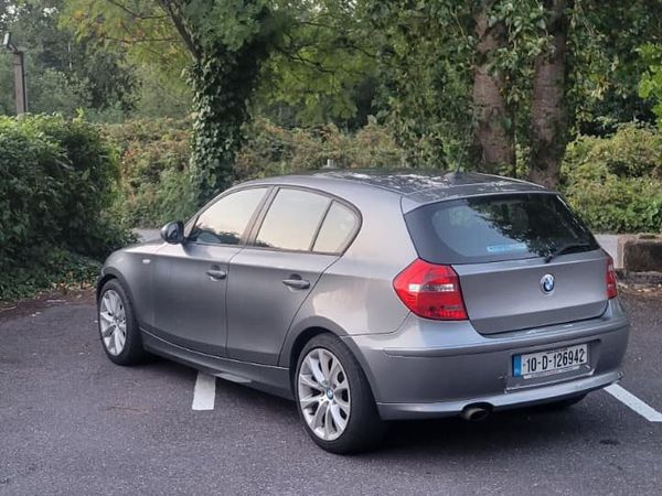 BMW 1-Series Hatchback, Diesel, 2010, Grey