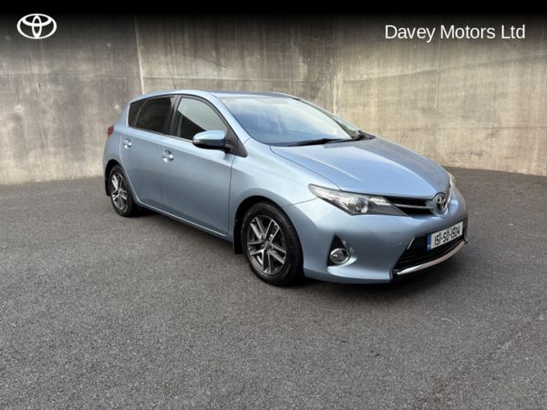 Toyota Auris Hatchback, Diesel, 2015, Blue