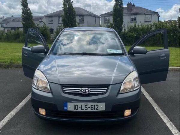 Kia Rio Saloon, Diesel, 2010, Grey