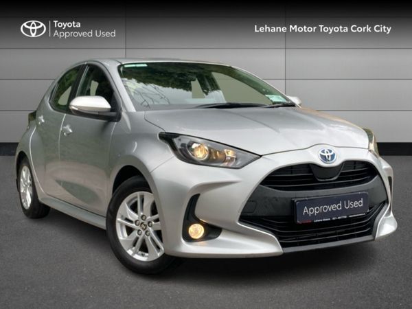 Toyota Yaris Hatchback, Petrol Hybrid, 2022, Grey