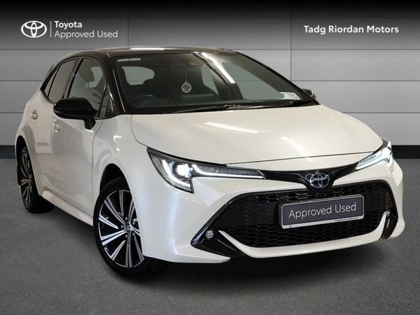 Toyota Corolla Hatchback, Petrol Hybrid, 2022, White