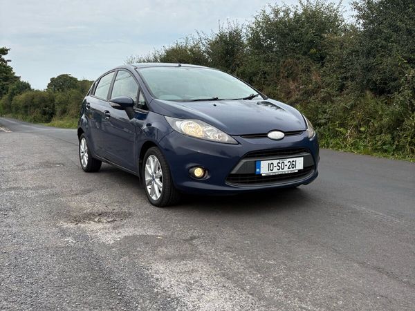 Ford Fiesta Hatchback, Diesel, 2010, Blue