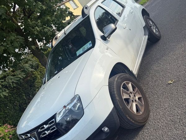 Dacia Duster SUV, Diesel, 2016, White