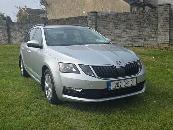 Skoda Octavia Estate, Diesel, 2020, Grey