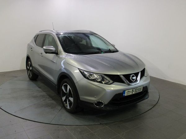 Nissan Qashqai SUV, Diesel, 2017, Grey