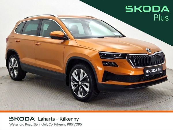 Skoda Karoq SUV, Diesel, 2022, Orange