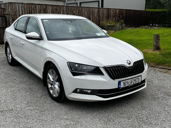 Skoda Superb Saloon, Diesel, 2016, White