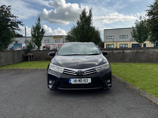Toyota Corolla Saloon, Diesel, 2014, Black