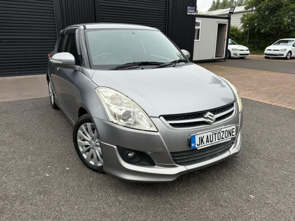 Suzuki Swift Hatchback, Petrol, 2012, Silver