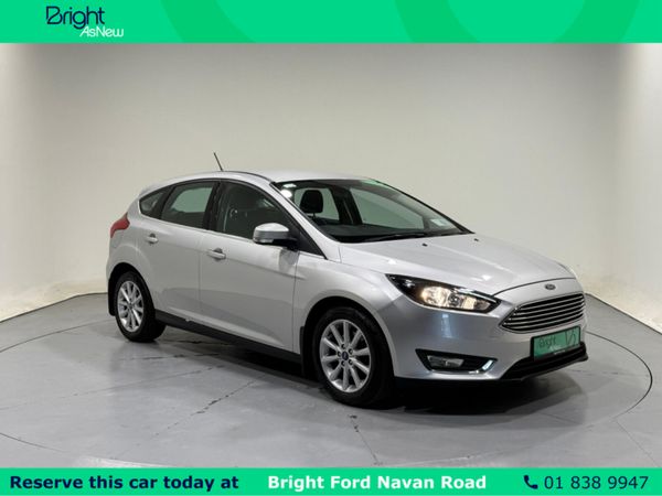 Ford Focus Hatchback, Petrol, 2018, Grey