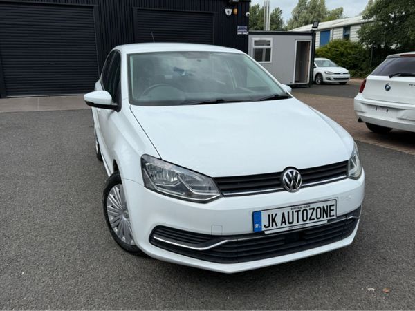 Volkswagen Polo Hatchback, Petrol, 2015, White