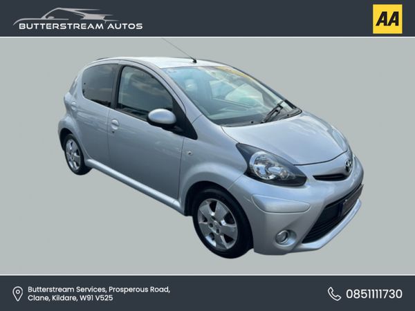 Toyota Aygo Hatchback, Petrol, 2013, Silver
