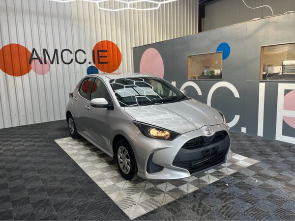 Toyota Yaris Hatchback, Petrol, 2021, Silver