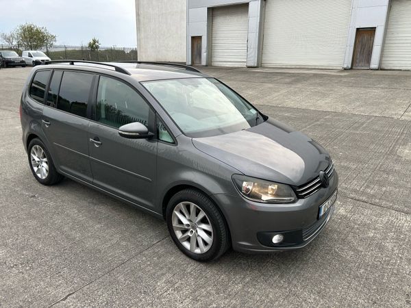 Volkswagen Touran MPV, Diesel, 2010, Grey