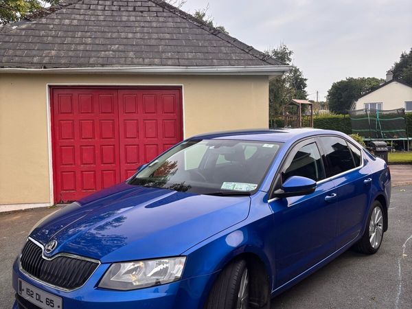 Skoda Octavia Saloon, Diesel, 2015, Blue