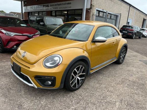 Volkswagen Beetle Hatchback, Petrol, 2016, Gold