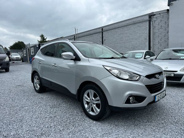 Hyundai ix35 SUV, Diesel, 2012, Silver