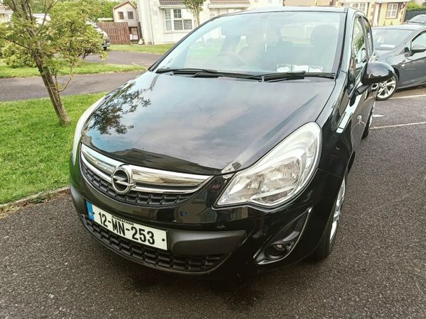 Opel Corsa Hatchback, Diesel, 2012, Black