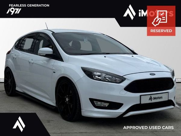 Ford Focus Hatchback, Diesel, 2017, White