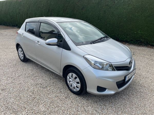 Toyota Vitz Hatchback, Petrol, 2014, Silver