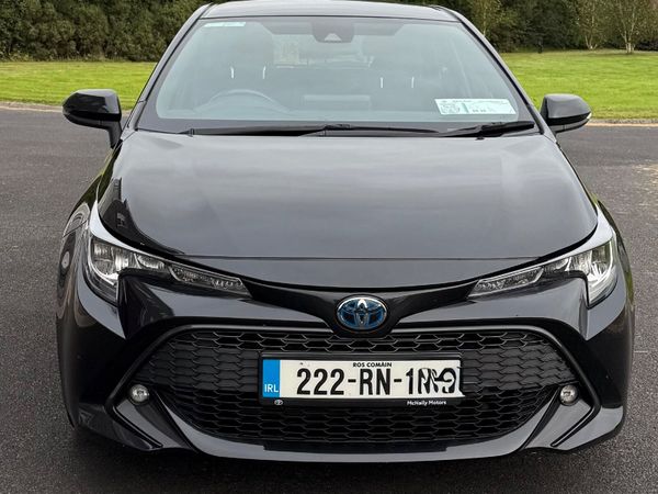 Toyota Corolla Hatchback, Petrol Hybrid, 2022, Black