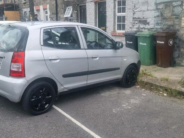Kia Picanto Hatchback, Petrol, 2005, Silver
