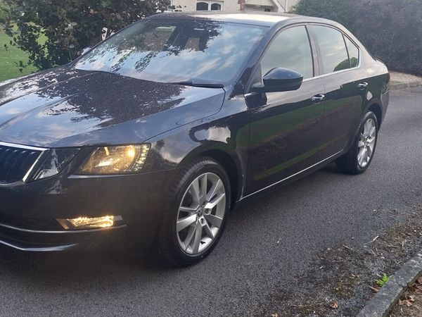 Skoda Octavia Saloon, Diesel, 2020, Black