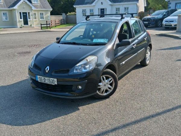 Renault Clio Hatchback, Petrol, 2006, Black