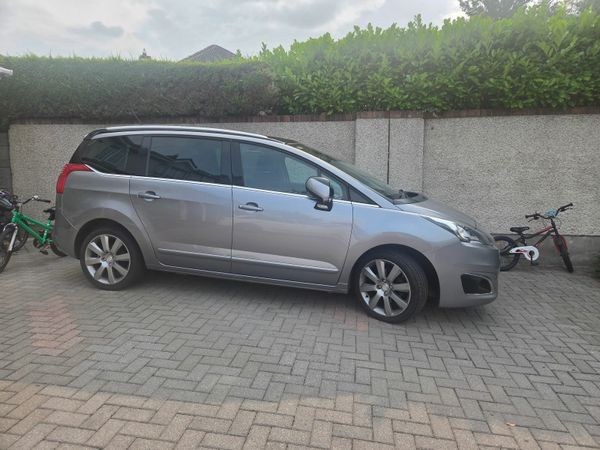 Peugeot 5008 MPV, Diesel, 2016, Grey