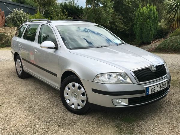 Skoda Octavia Estate/Jeep, Petrol, 2008, Silver