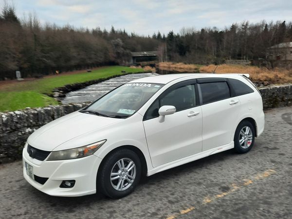 Honda Stream MPV, Petrol, 2011, White