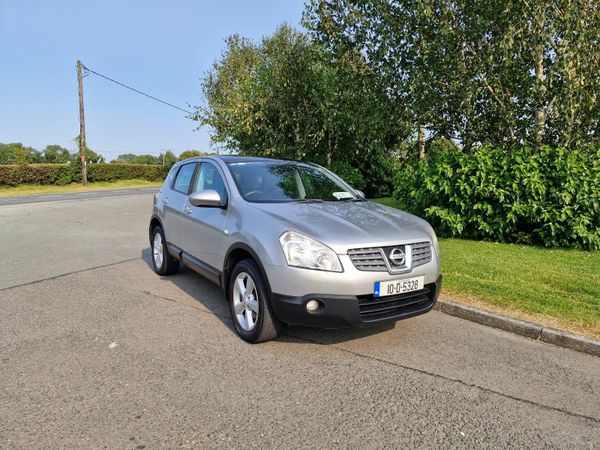 Nissan Qashqai Hatchback, Petrol, 2010, Silver