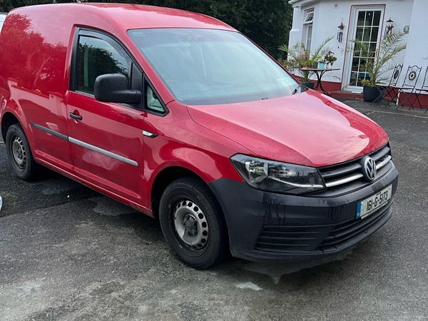 Volkswagen Caddy MPV, Diesel, 2016, Red